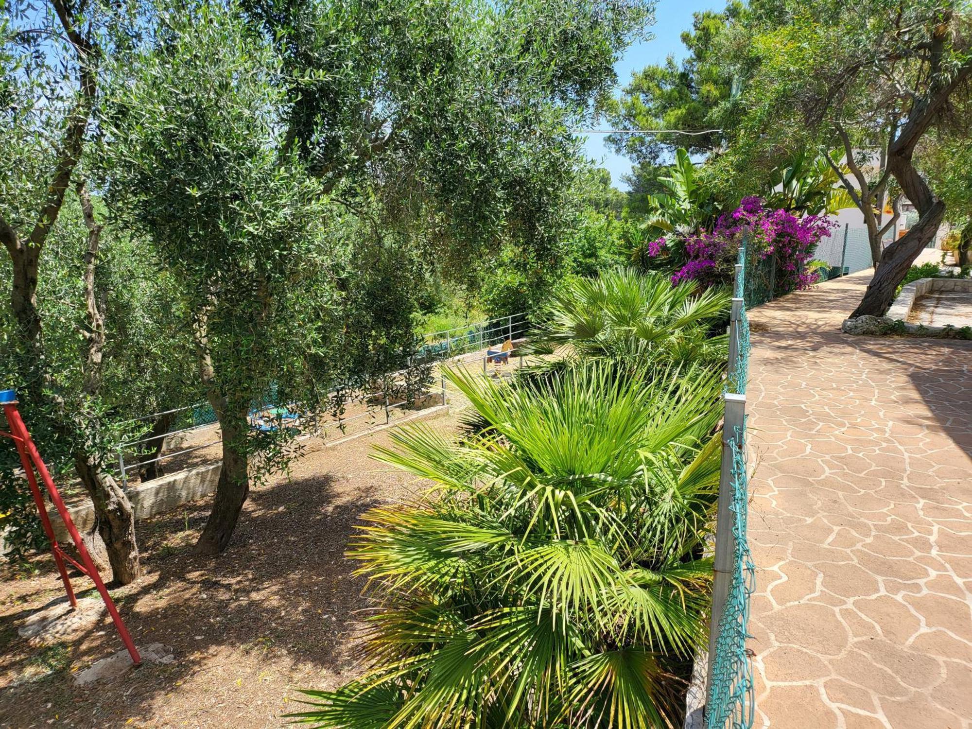 Residence Dolce Far Niente Весте Екстериор снимка