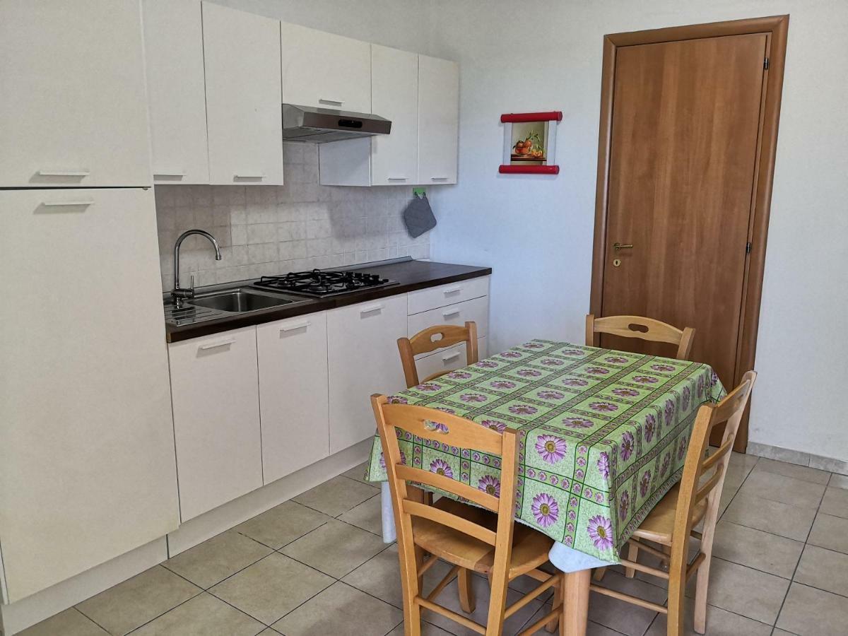Residence Dolce Far Niente Весте Екстериор снимка
